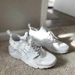 Nike Huarache Run Ultra